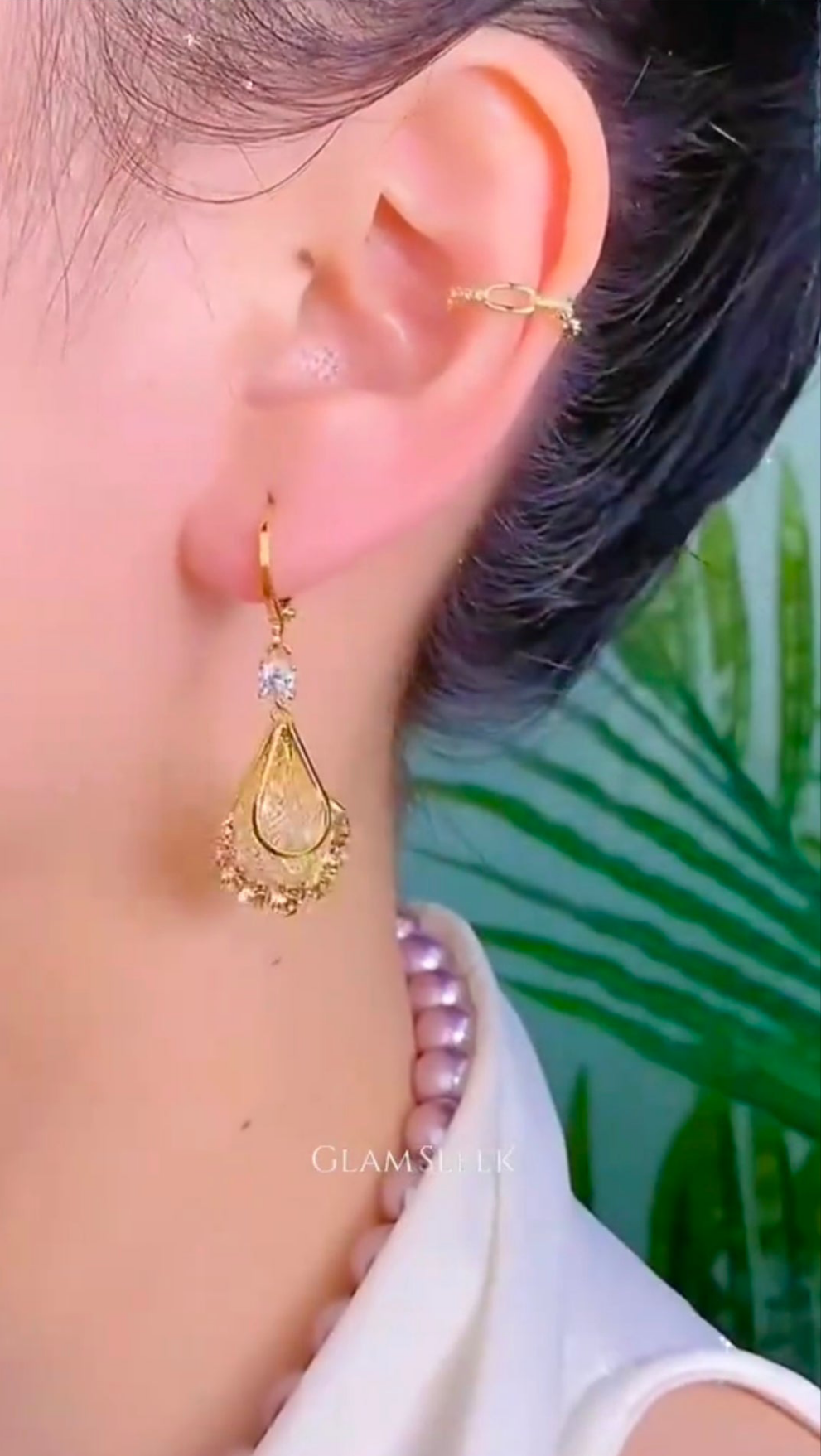 Elegant design earrings for girls